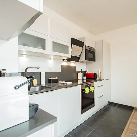 Triplex Terrasse Proche Metro - Ty Ar Mabilay Apartment Rennes Exterior photo