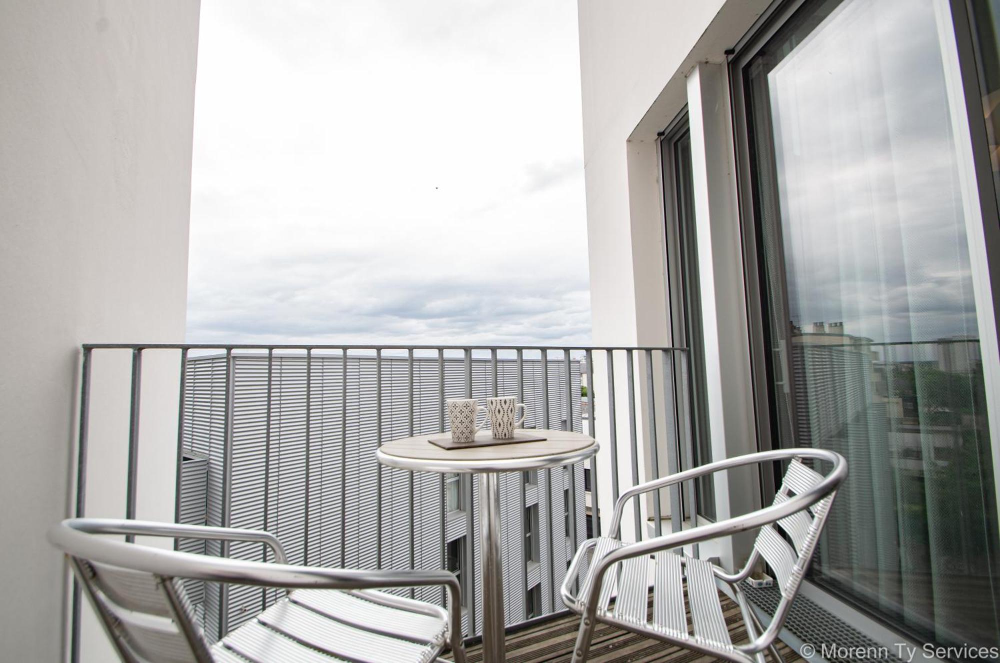 Triplex Terrasse Proche Metro - Ty Ar Mabilay Apartment *